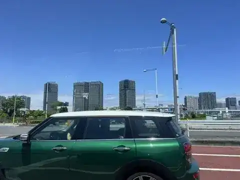 父が東京ビッグサイトまで車で送ってくれ、その時に車窓から見たシティタワーズ東京ベイ