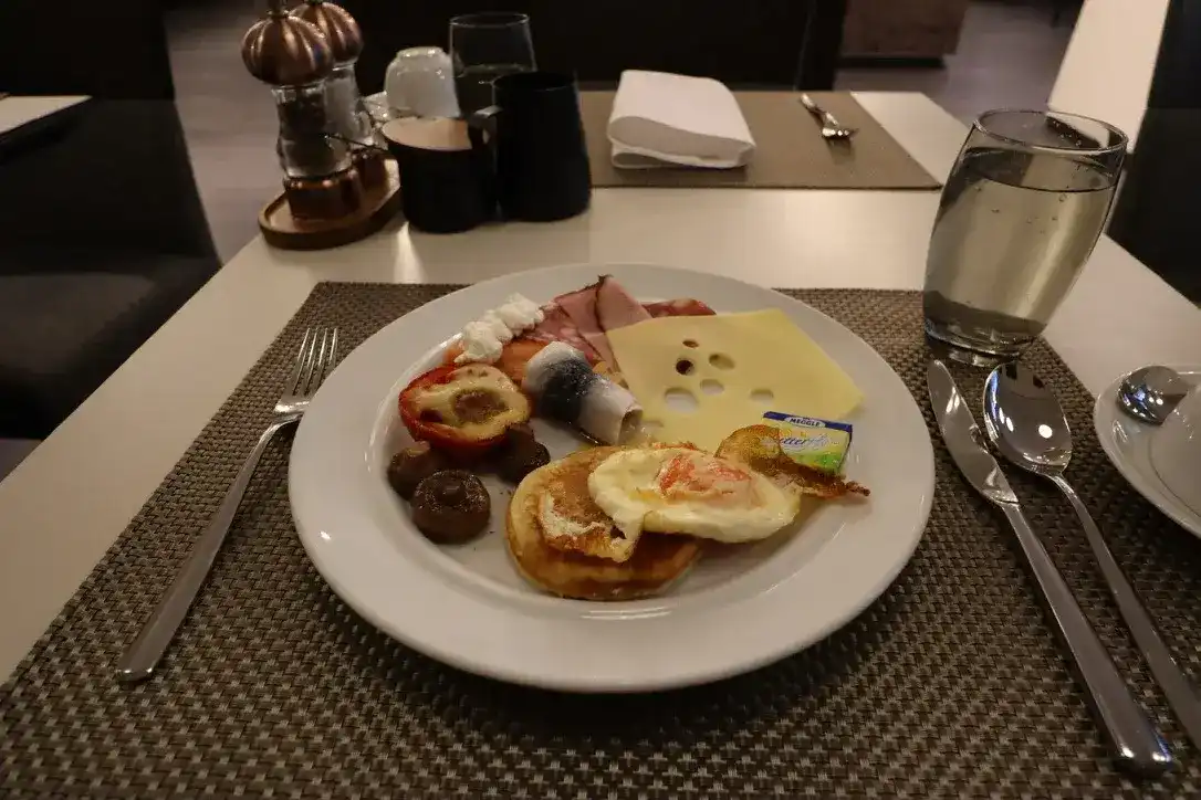 真ん中のイワシのサーディン?が美味しかった