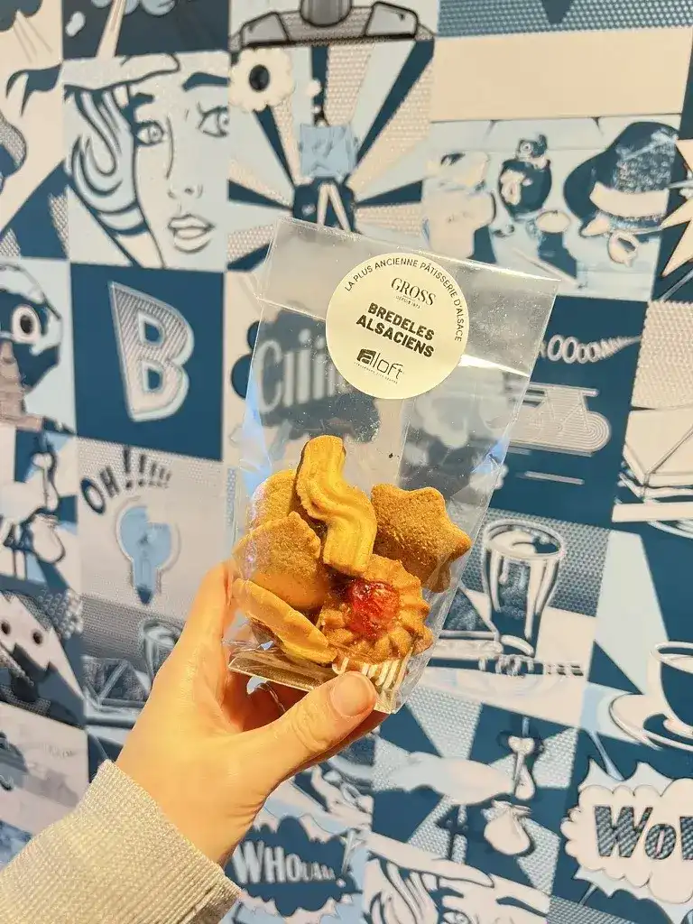 クリスマスシーズンだったのでクッキーをもらいました、美味しい!